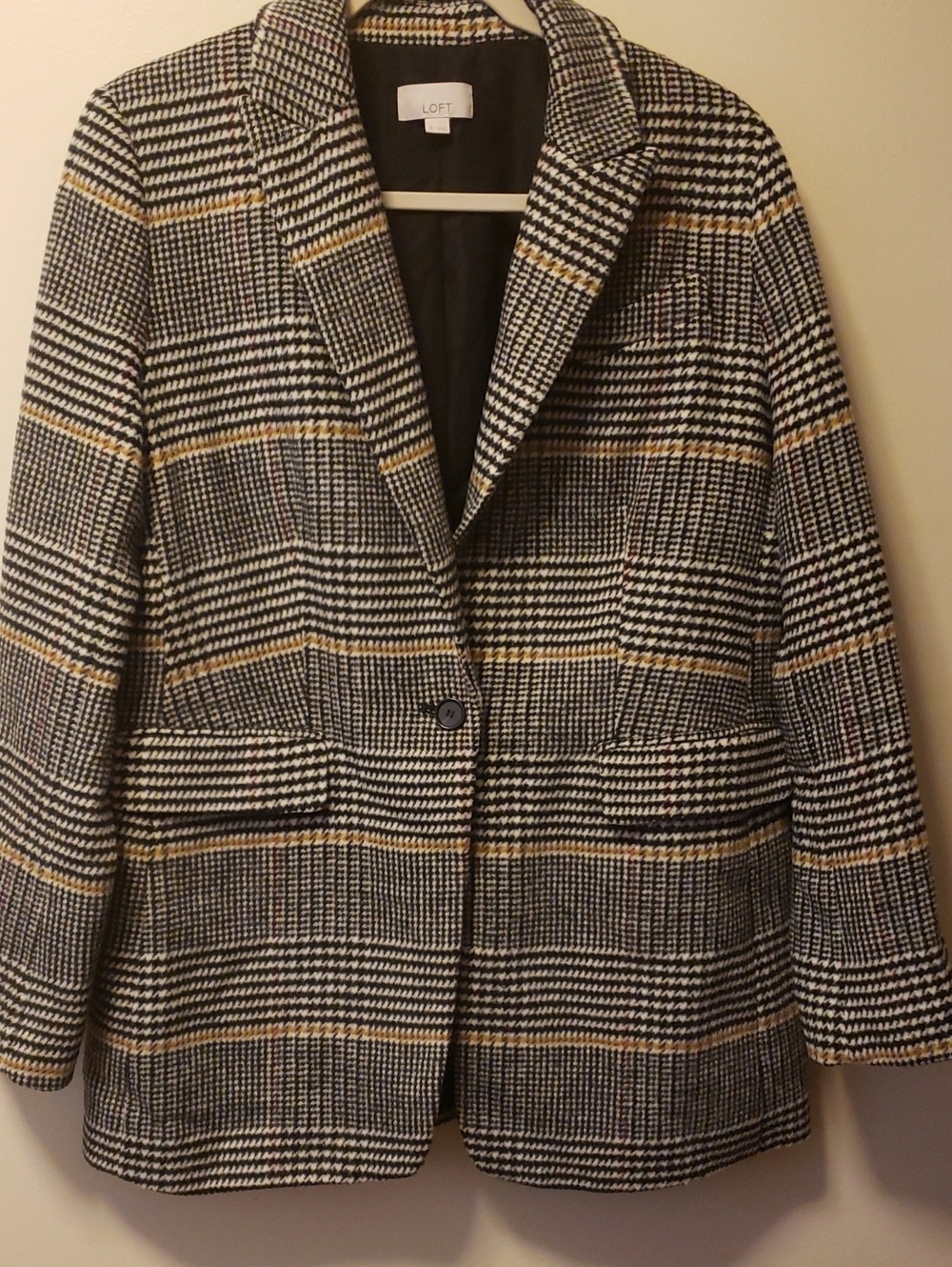 LOFT Plaid Single-Button Wool Blend Blazer in Black, Cream & Tan